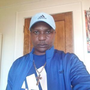 Meet your Posher, Fela